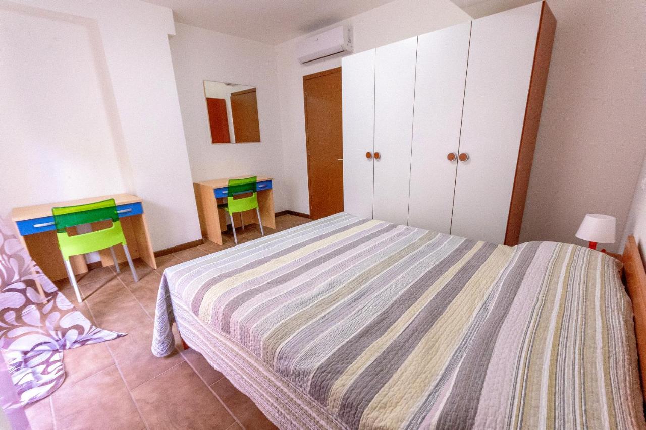 Residence Palazzo Sayonara 托尔托雷托 外观 照片