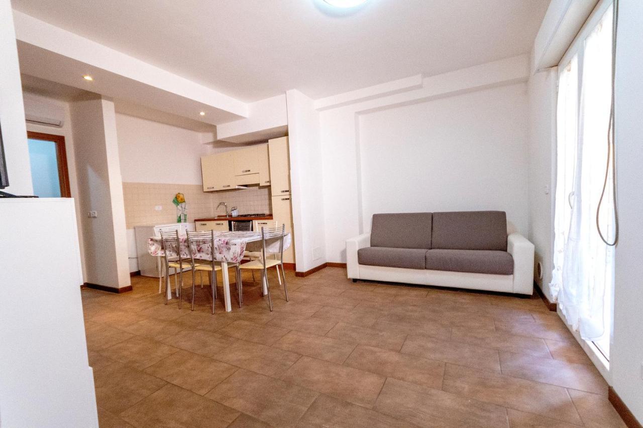 Residence Palazzo Sayonara 托尔托雷托 外观 照片