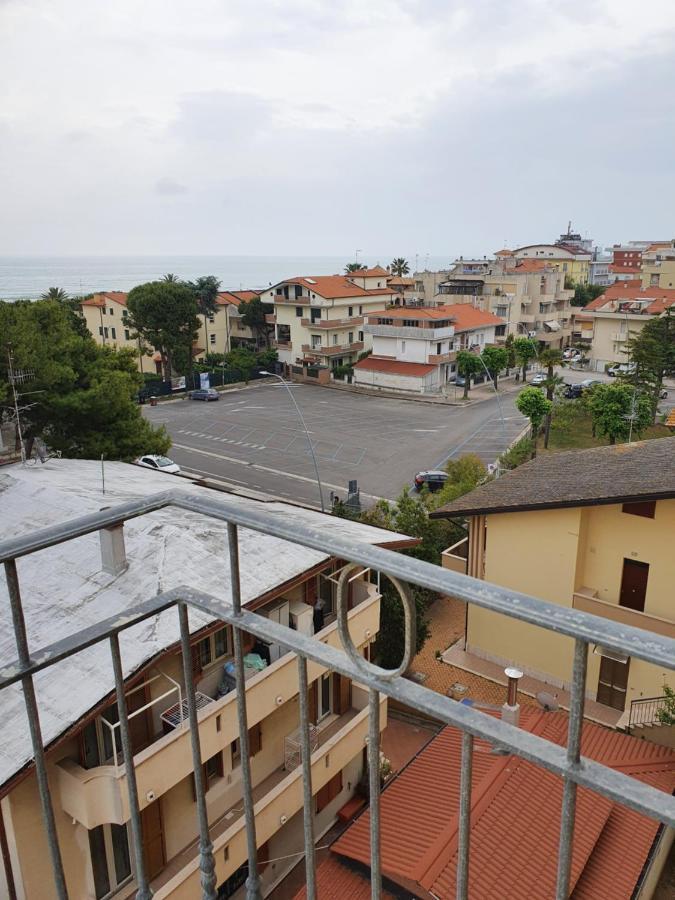 Residence Palazzo Sayonara 托尔托雷托 外观 照片