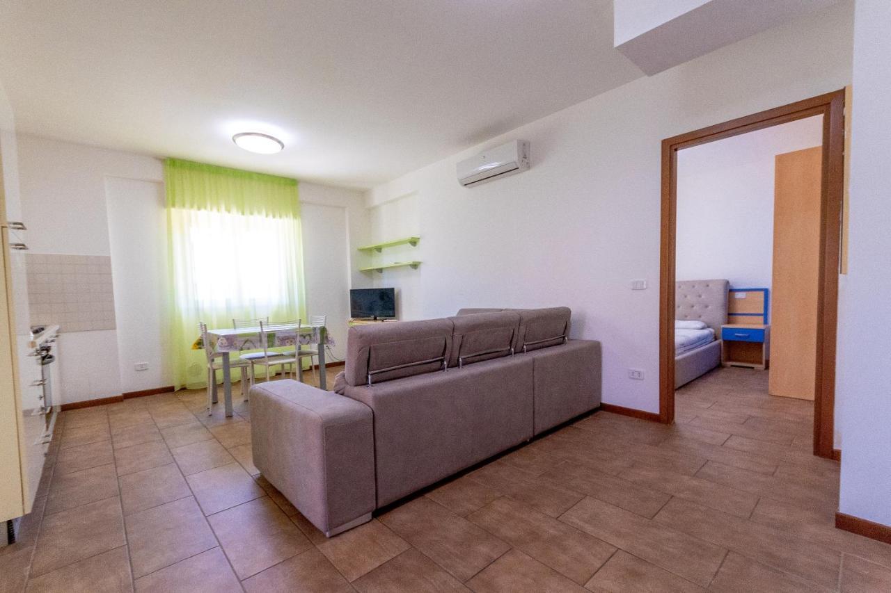 Residence Palazzo Sayonara 托尔托雷托 外观 照片
